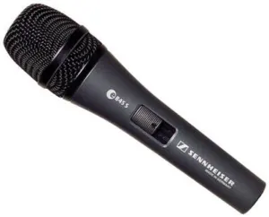 Micro main Sennheiser (pour chant et commentaires)